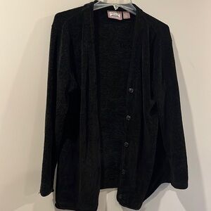 Women’s Medium Black Carrigan 5 buttons no pockets